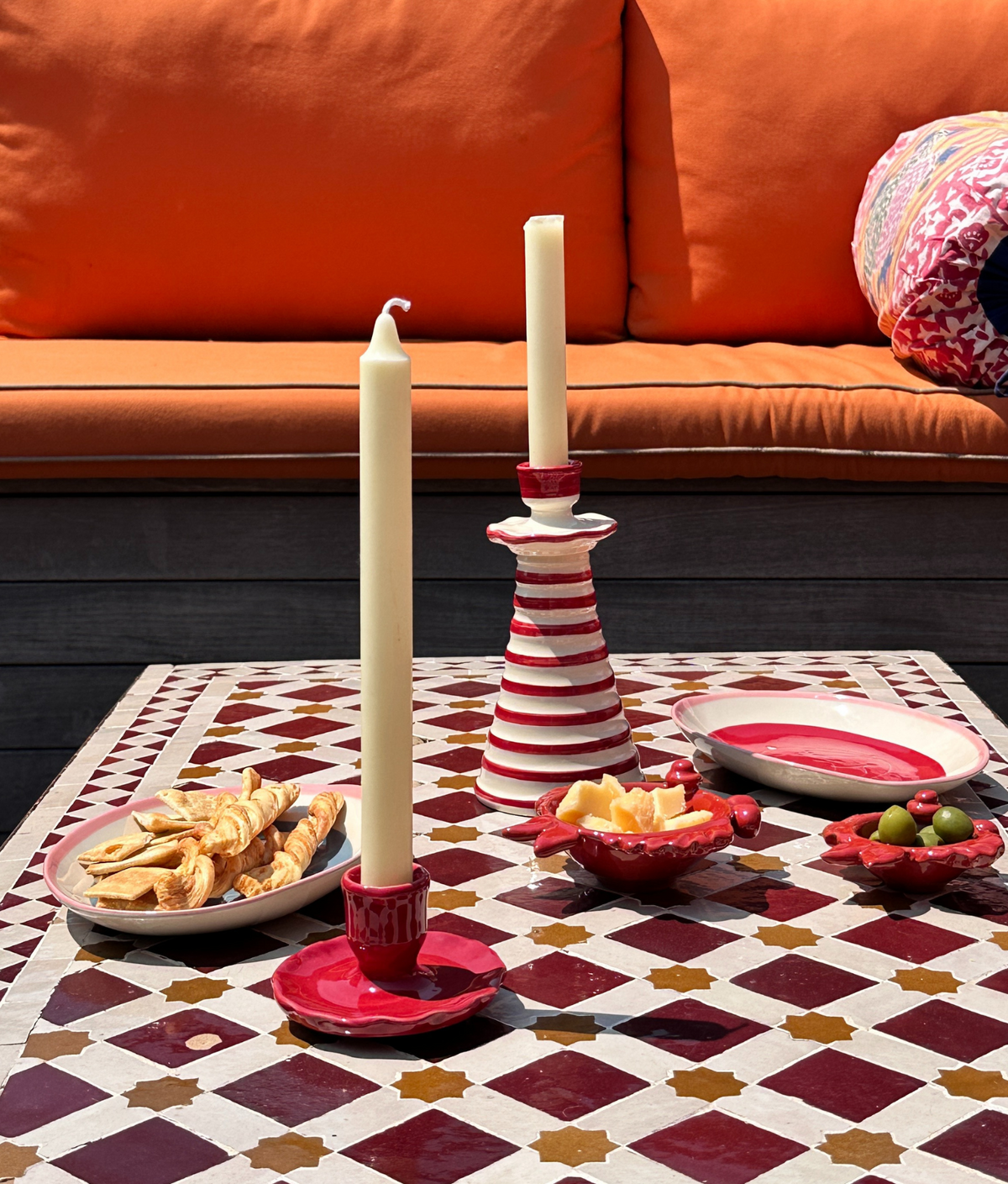 Ruffle Candleholder Set, Crimson Stripe