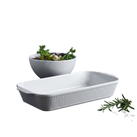 Plisse Deep Rectangular Eared Roasters