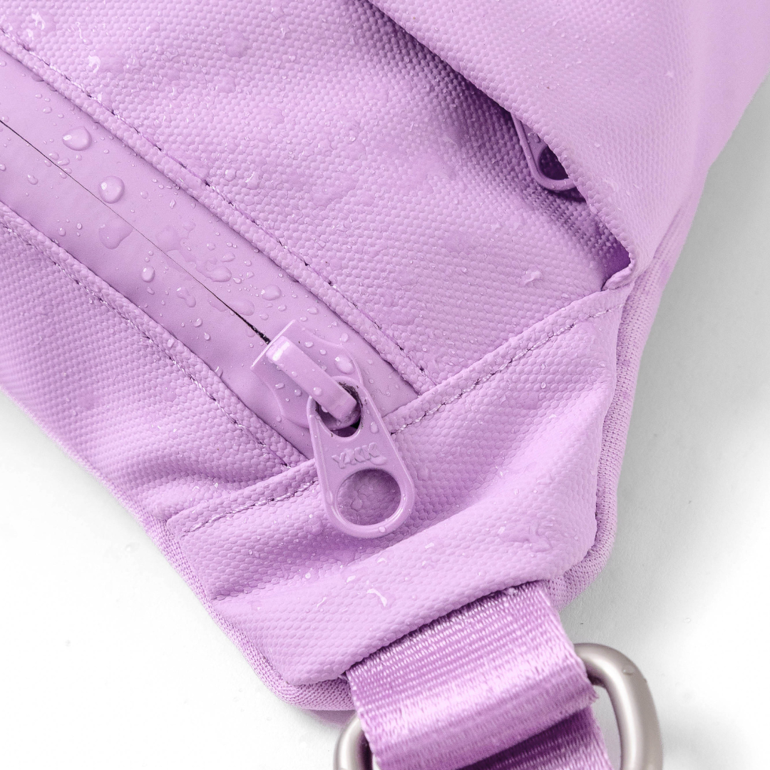 Hands-Free Dog Walking Bag with 3.25ft Leash