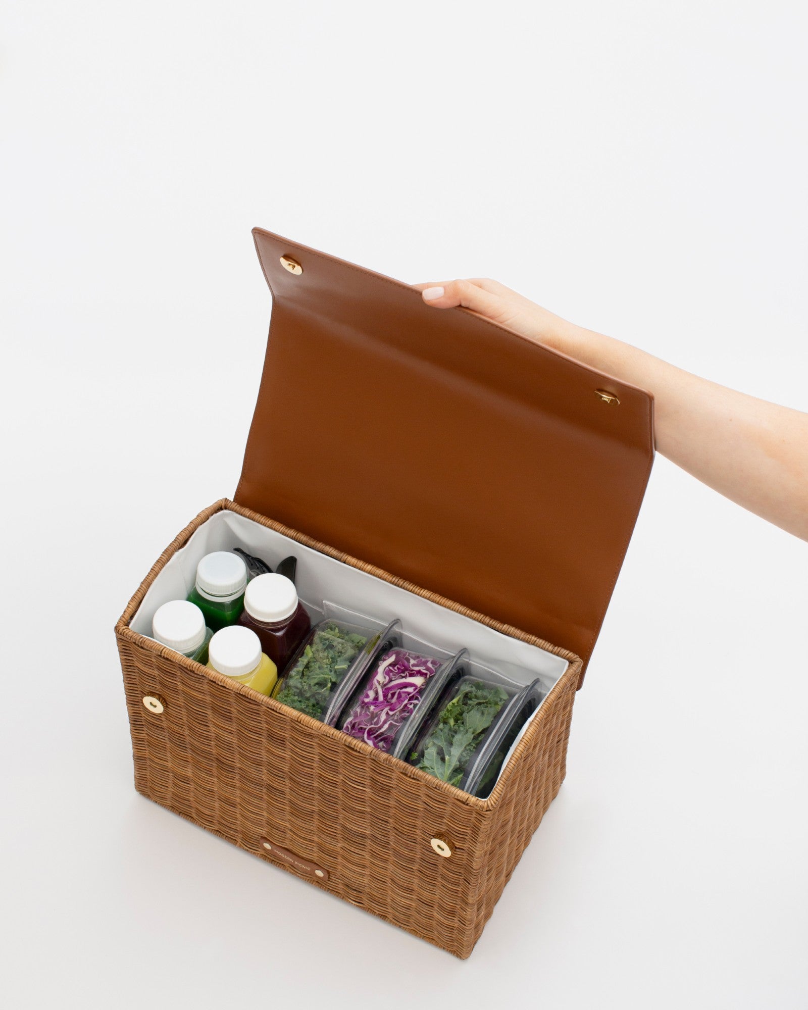 THE LARGE LUNCHER - BROWN WICKER