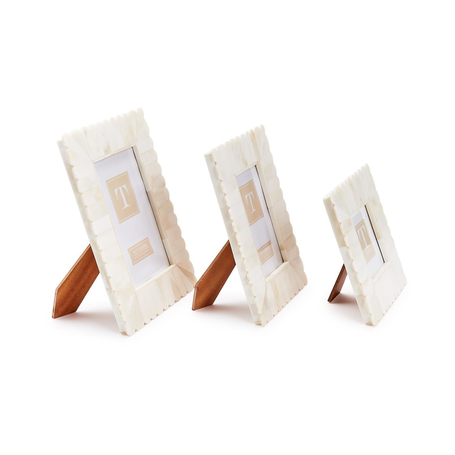 Scalloped Edge Photo Frames (Set of 3)