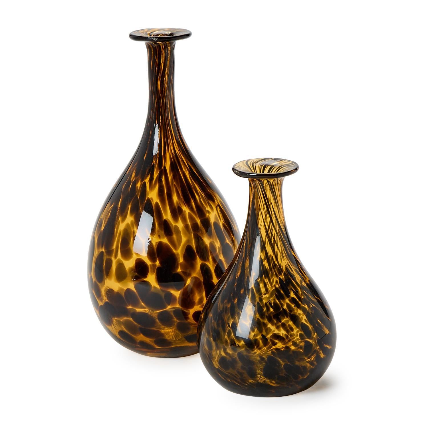 Long Neck Tortoise Print Vases