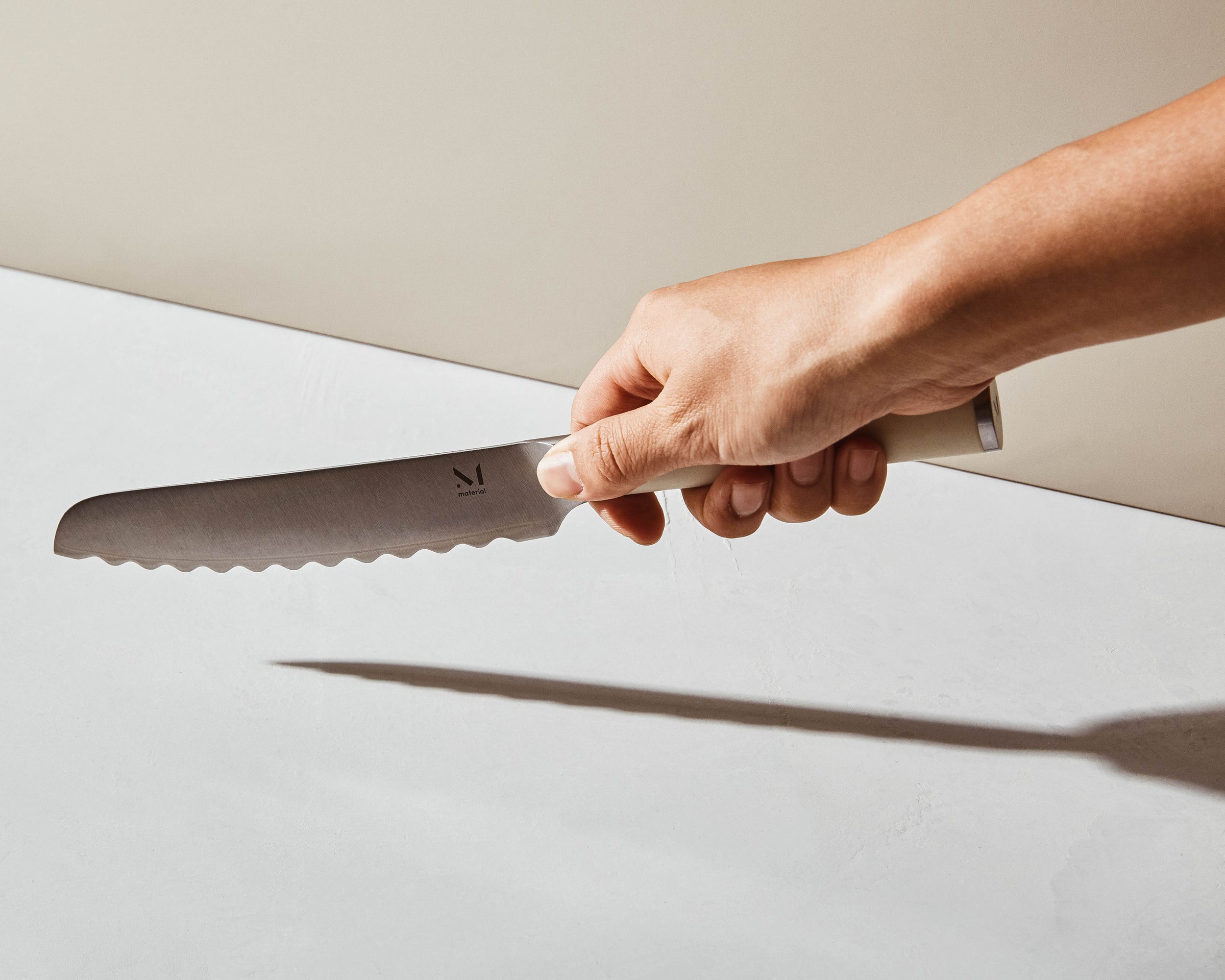 The Serrated 6" Knife