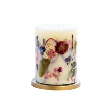 Signature Botanical Candle - Blushing Rosewood