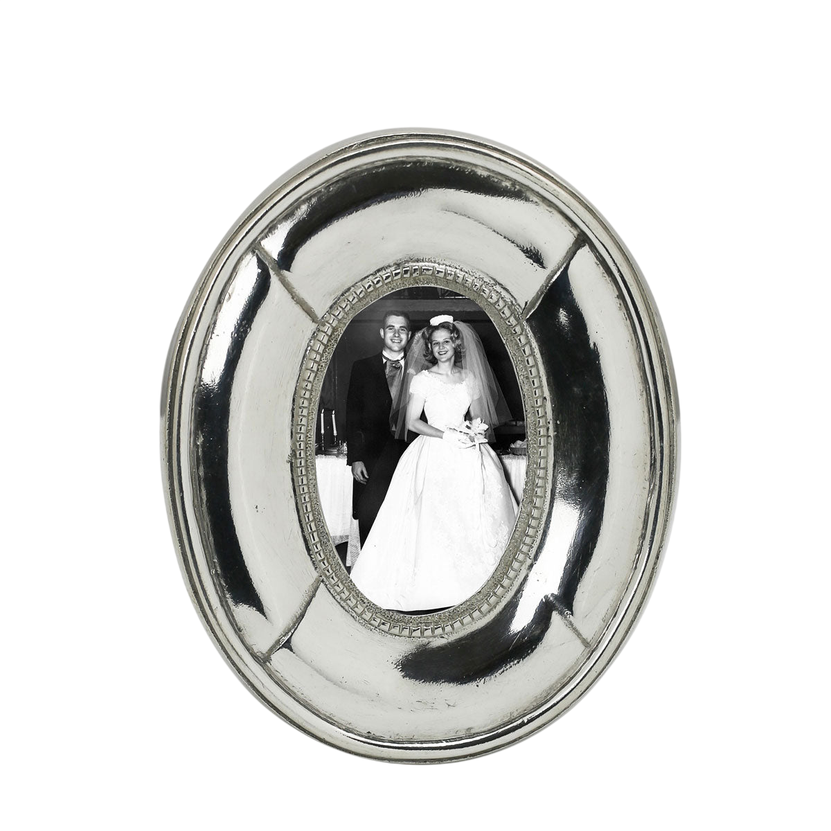 Caroline Oval Beaded Frame