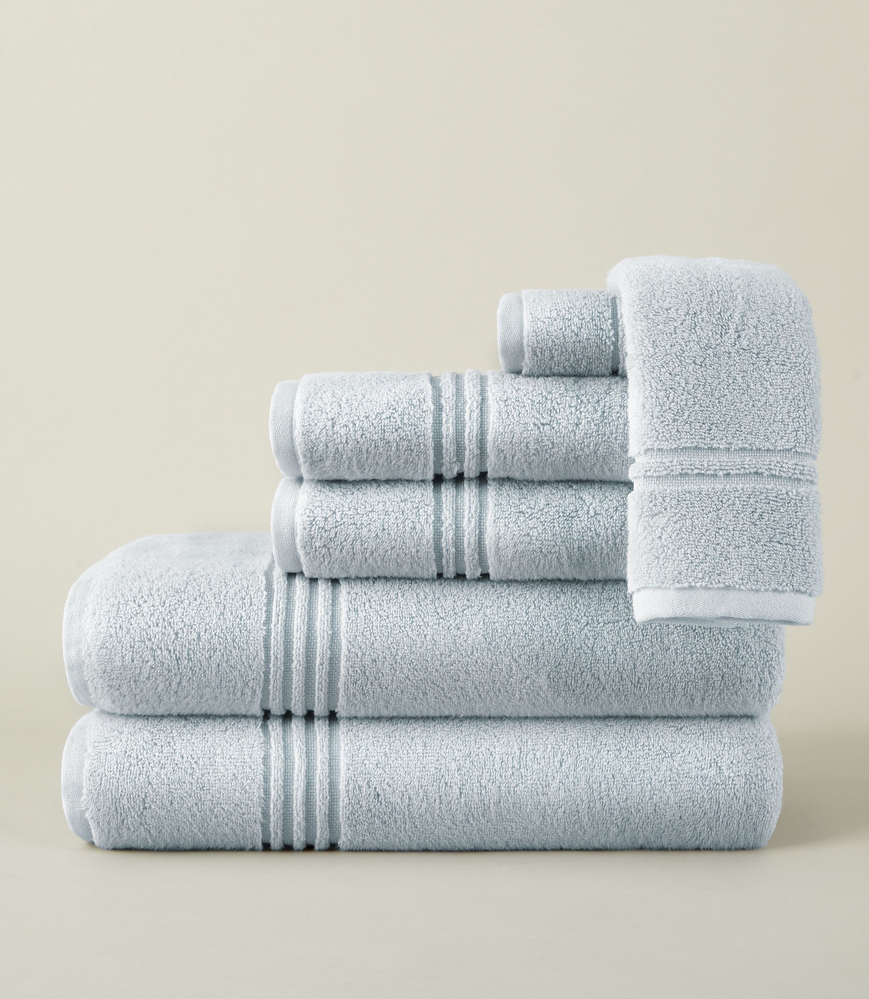 Chelsea Plush Bath Towel