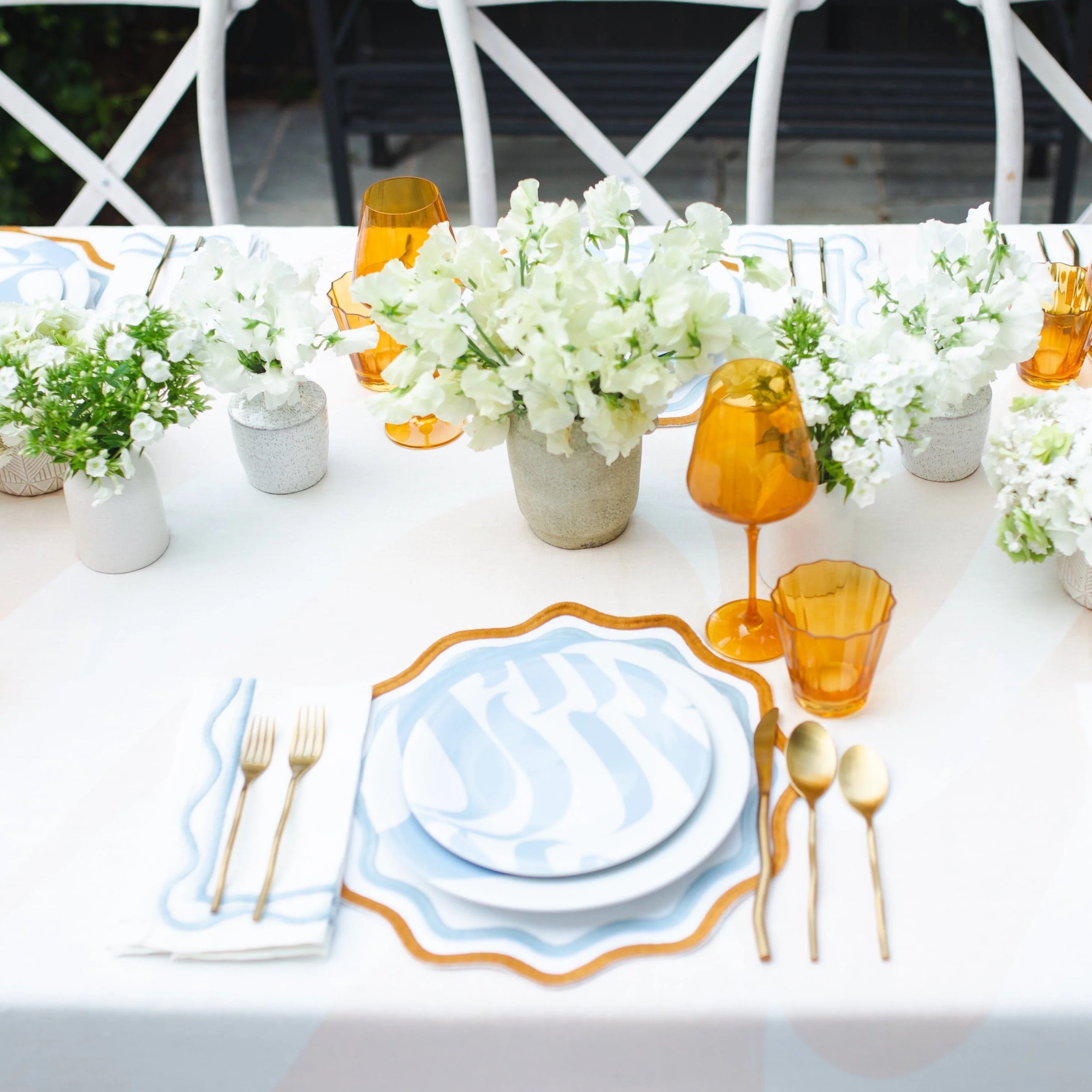 Colorblock Embroidered Linen Napkins in Blue (Set of 4)