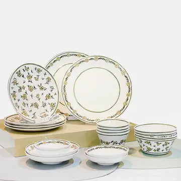 Daisy Chain Dinner Plate, Set of 6