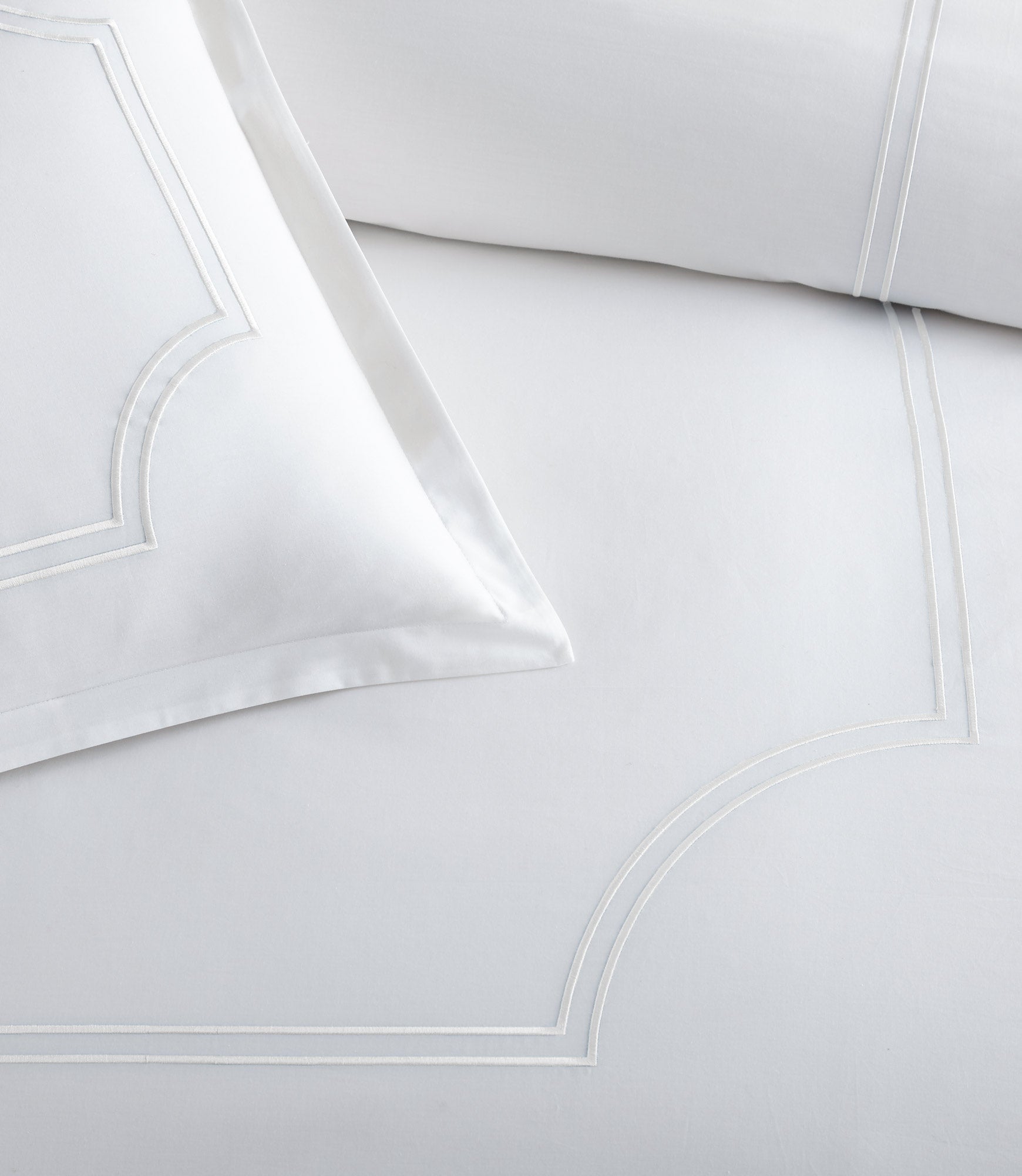 Deco Classic Embroidered Duvet Set