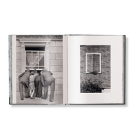 Elliott Erwitt: Last Laughs