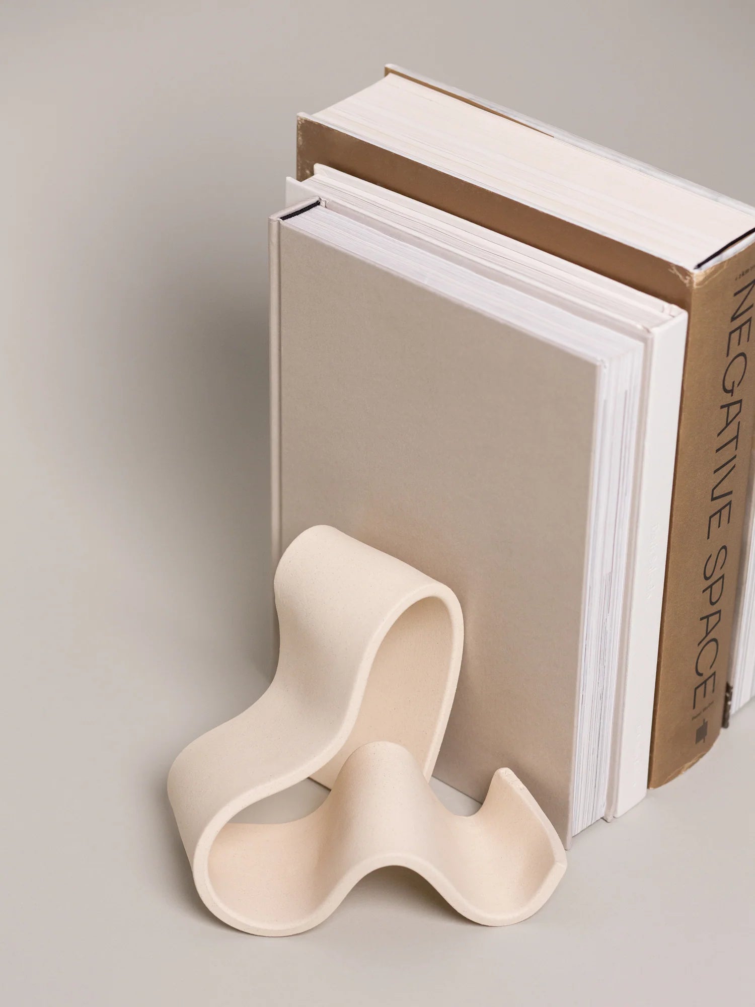 Fettu Bookends (1 Pair)
