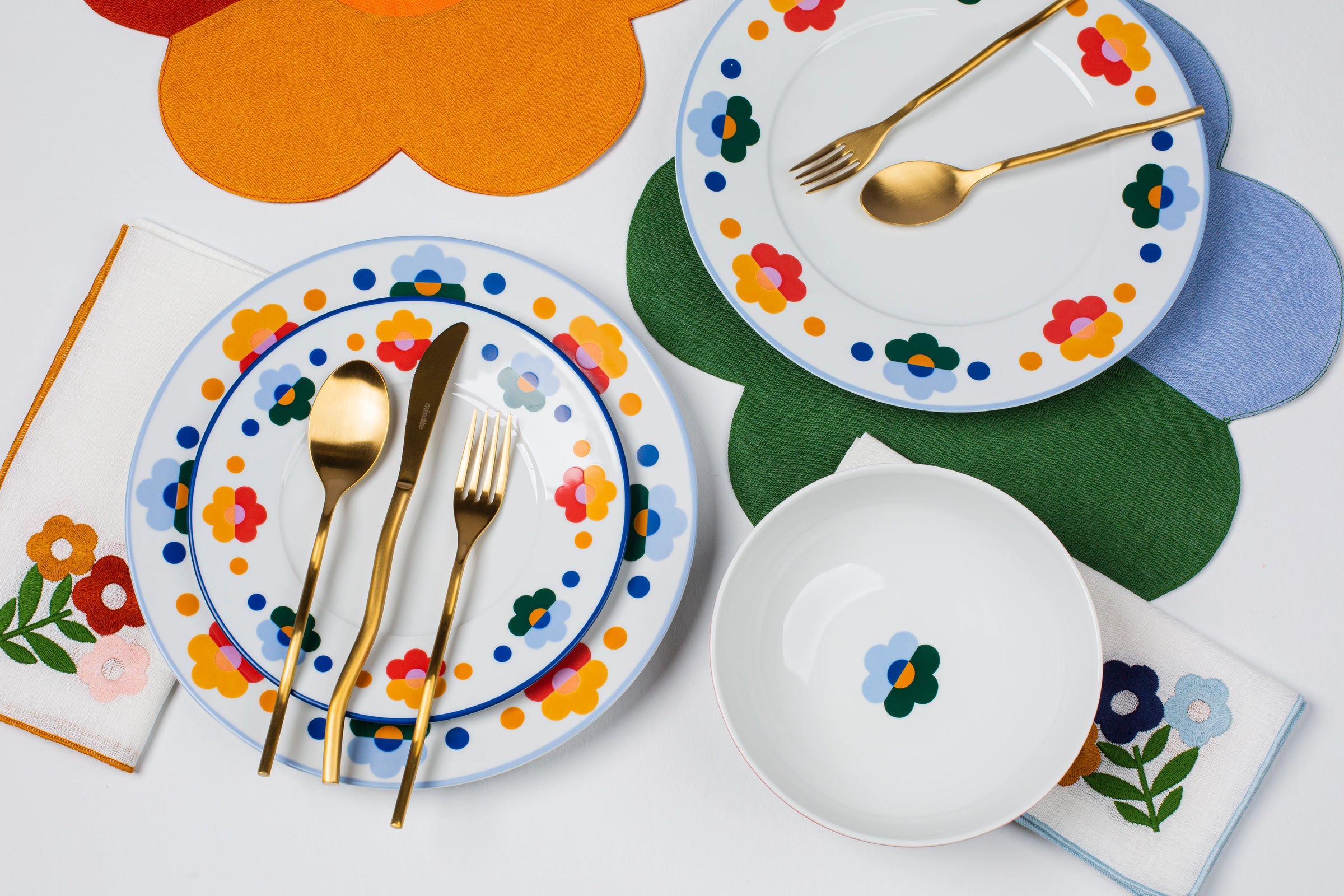 Floral Porcelain Dinner Plate (Set of 4)