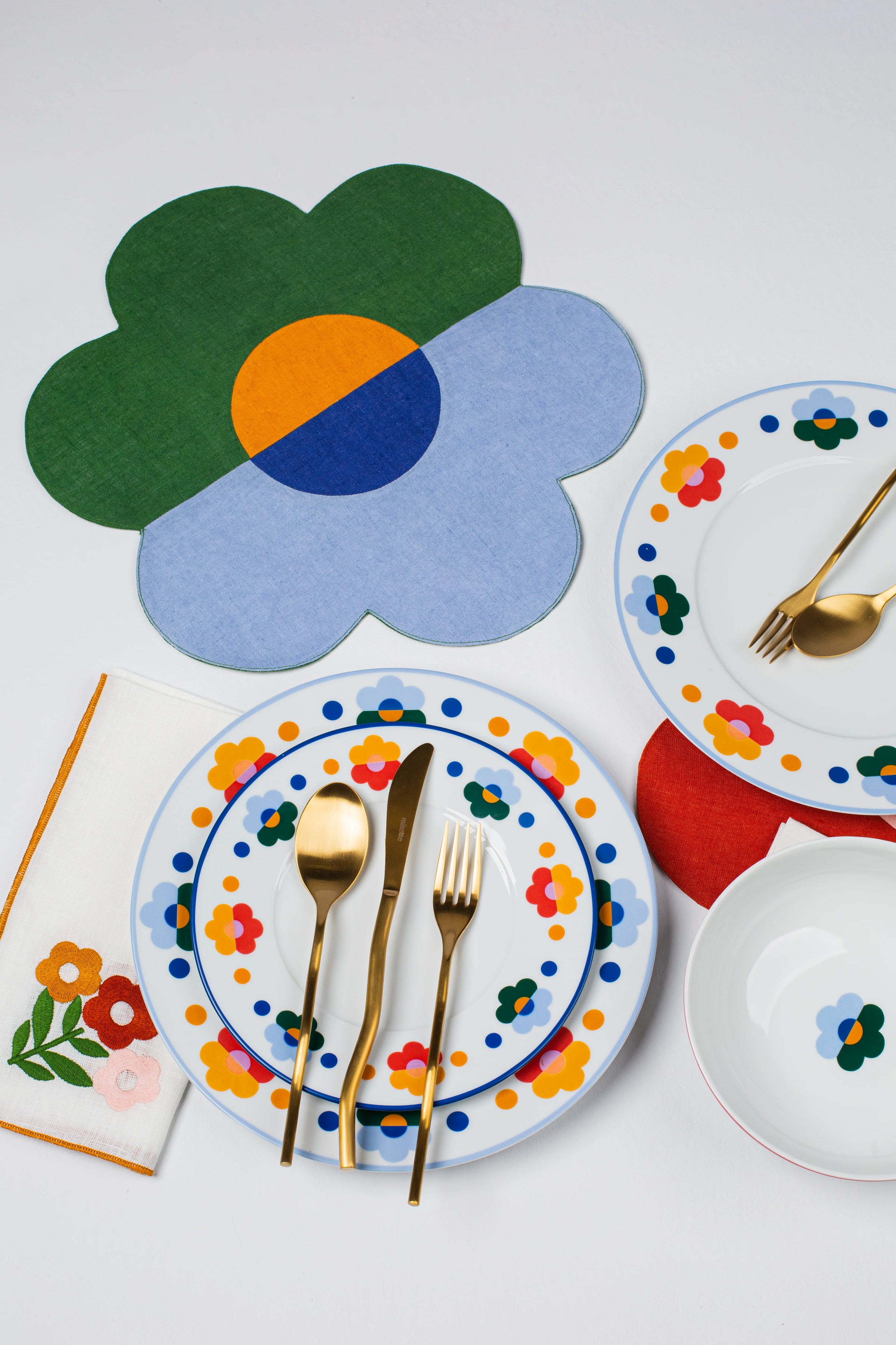 Floral Porcelain Dinner Plate (Set of 4)