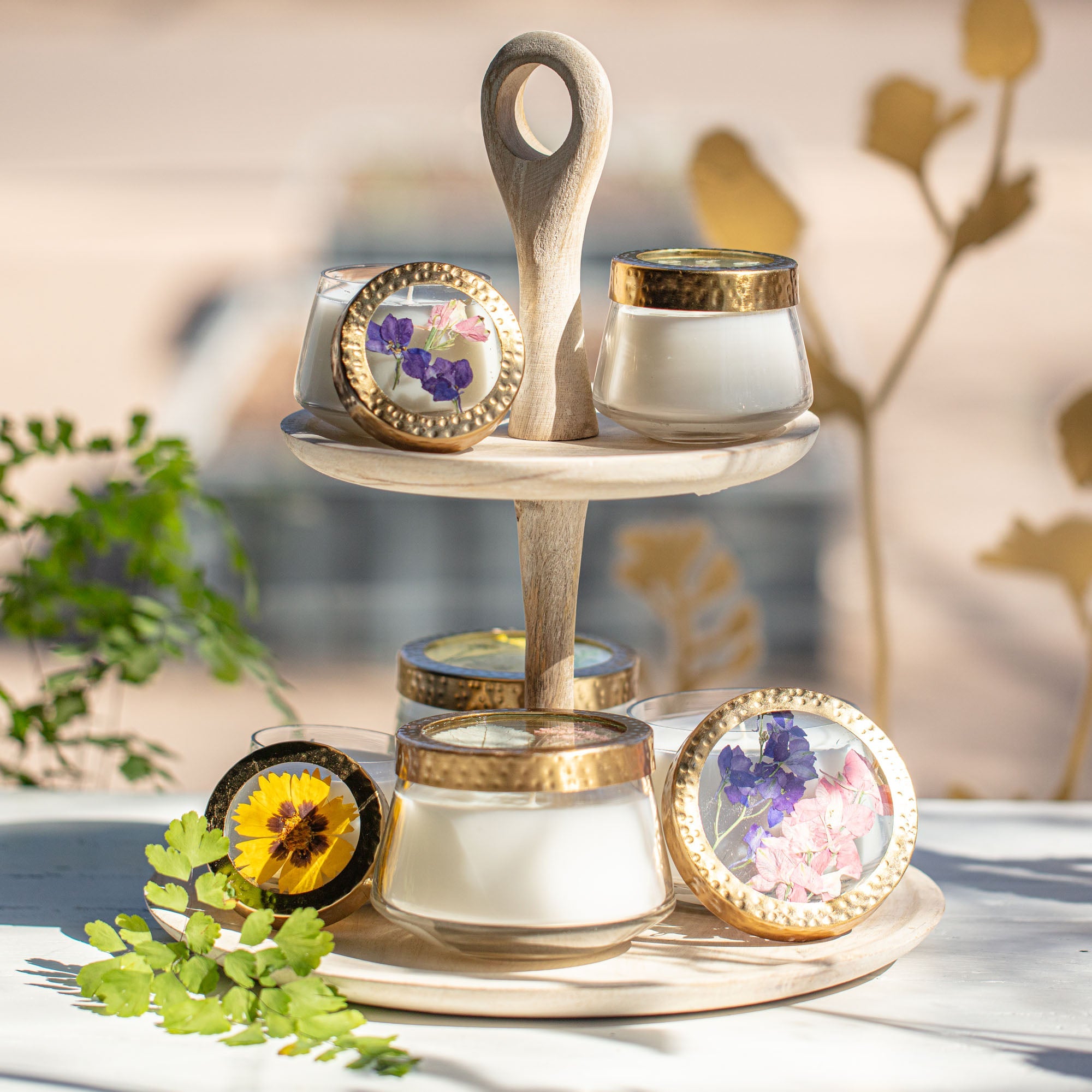 Honey Tobacco Medium Pressed Floral Candle