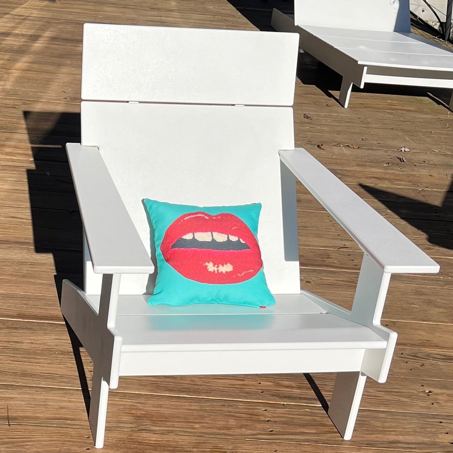 Embrasse Moi - Outdoor Pillow