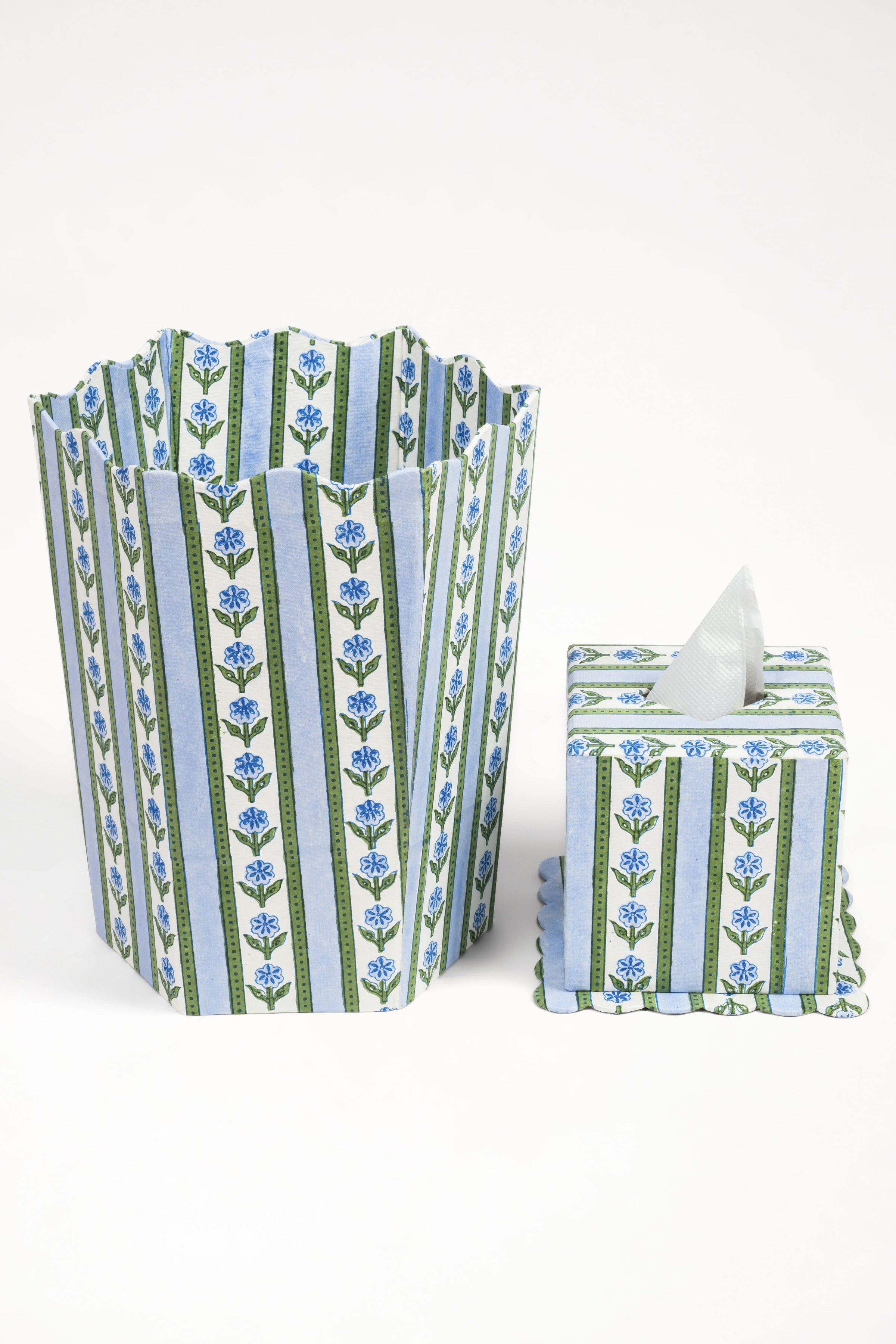 Cottage Garden Blockprint Scallop Tissue Box Cover in Blue