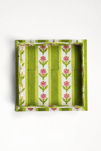 Nesting Scalloped Cotton Garden Blockprint Trays in Green