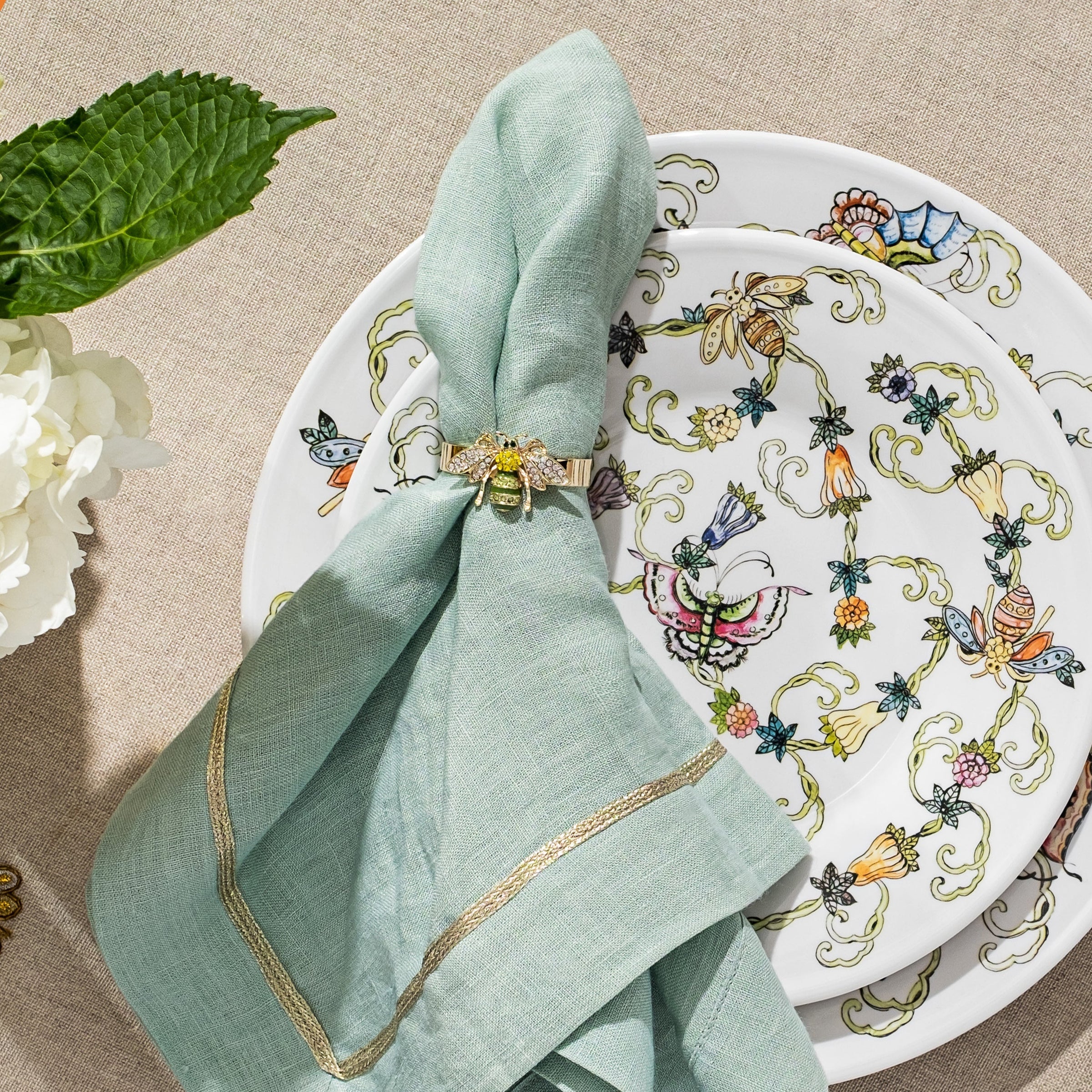 Skinny Stripey Bee Napkin Rings - Green (Set of 4)