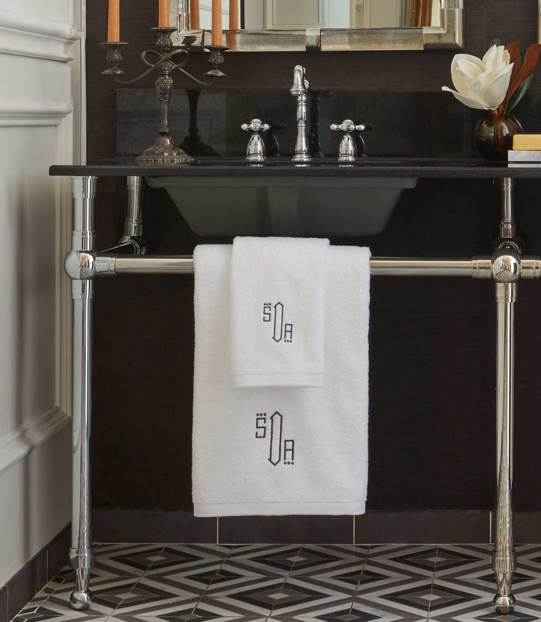 Jubilee Textured Bath Towel