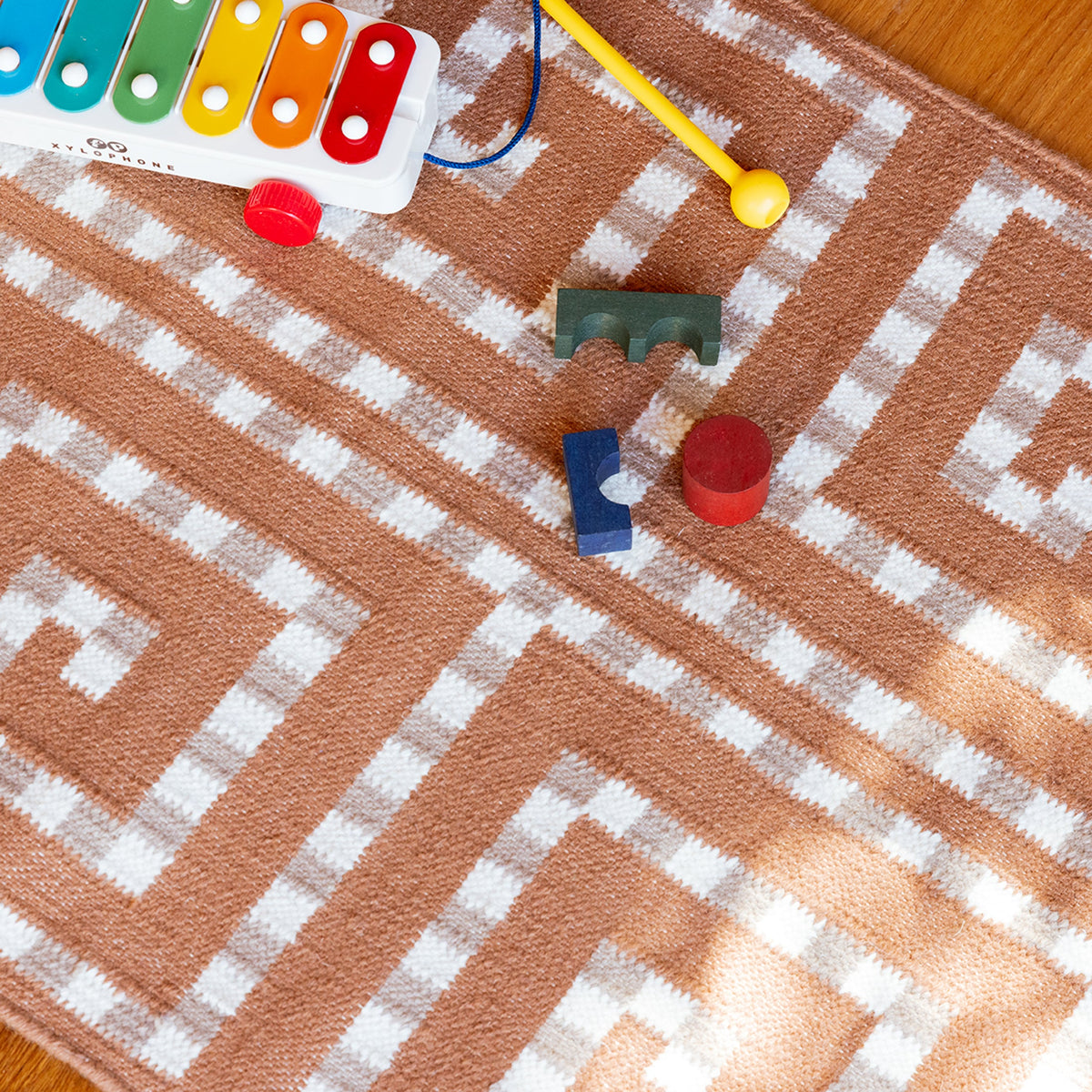 Key Runner Rug| Camel