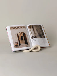 Lumbra Book Stand
