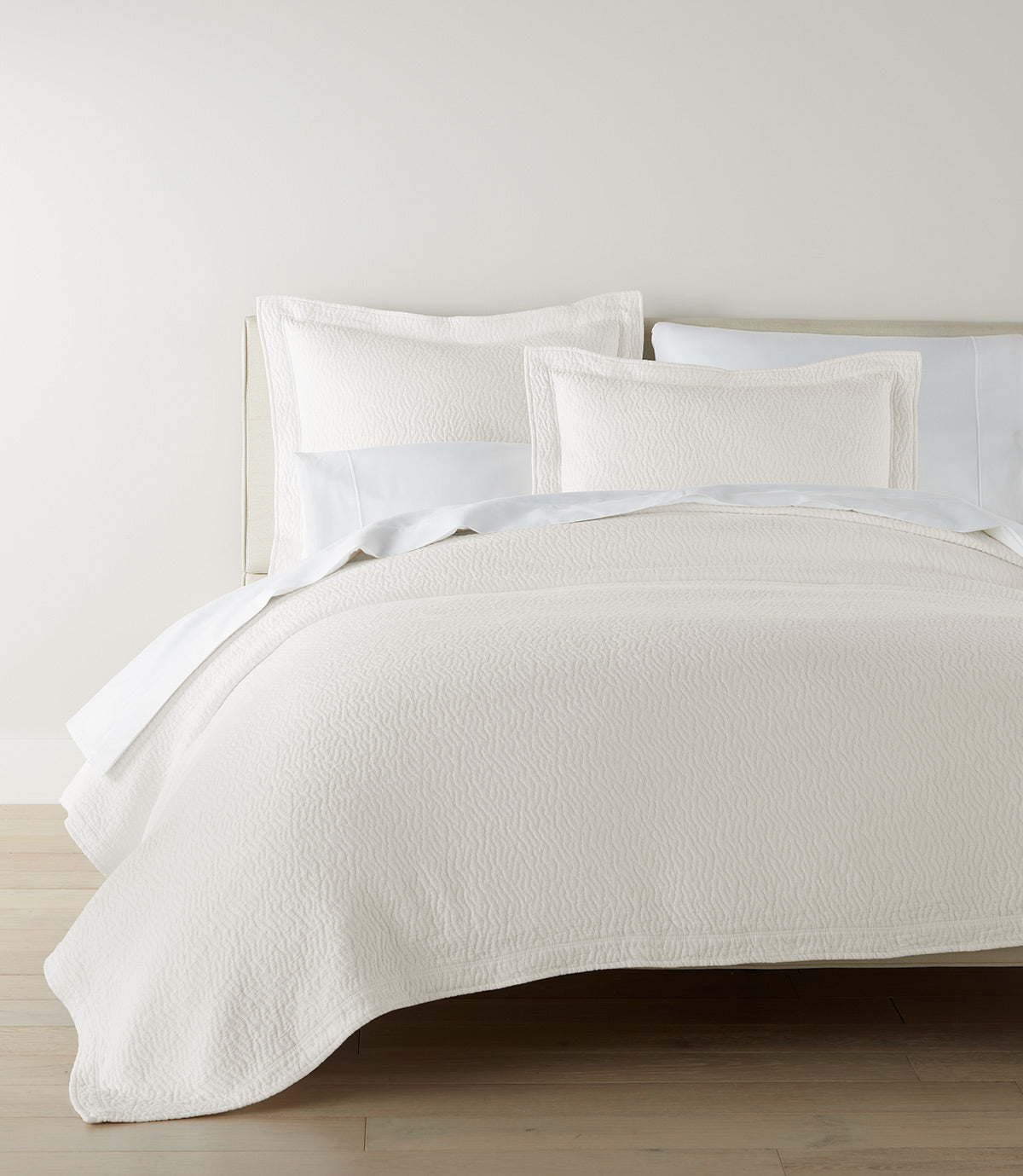Mia Stonewashed Matelassé Coverlet