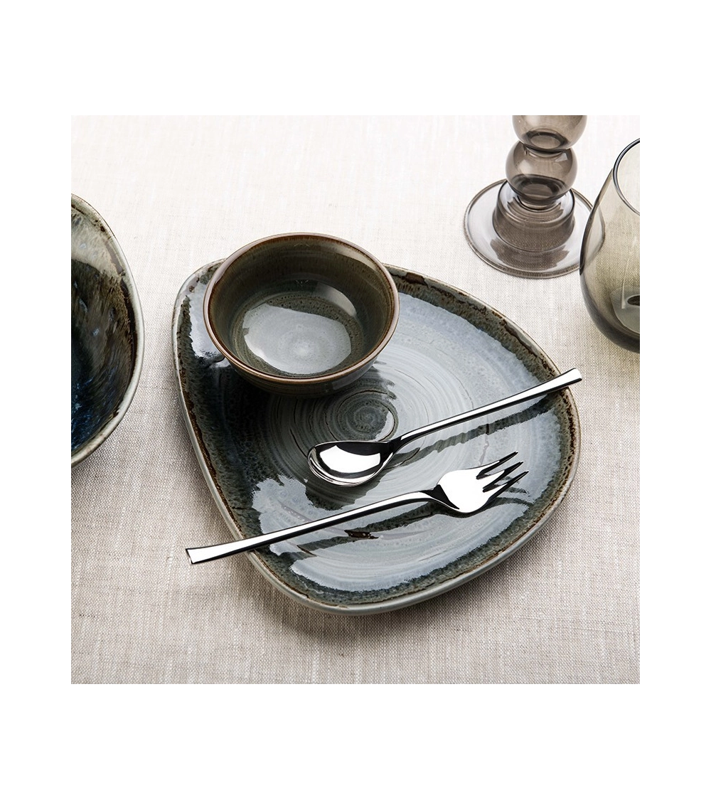 New York 24 Piece Stainless Steel Cutlery Set