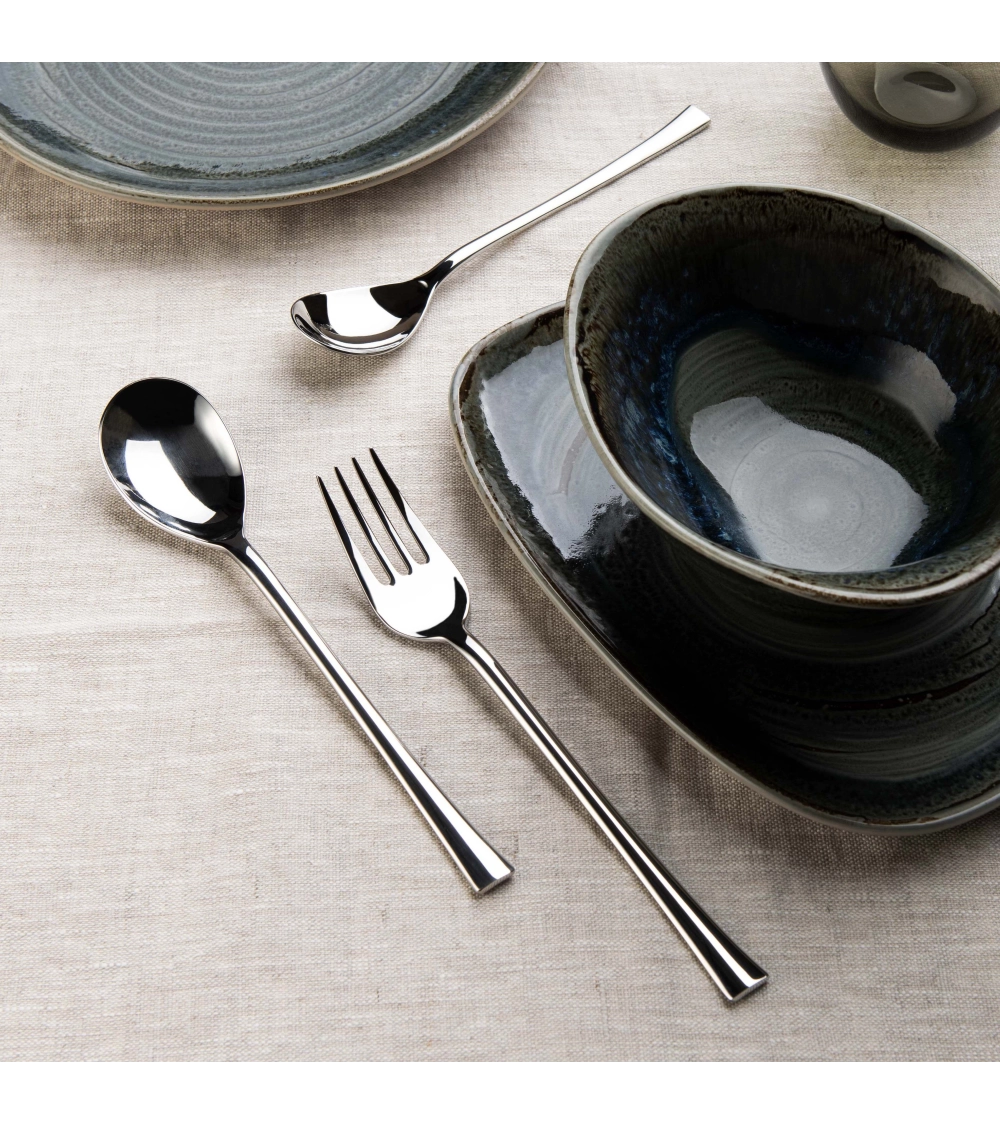 New York 24 Piece Stainless Steel Cutlery Set