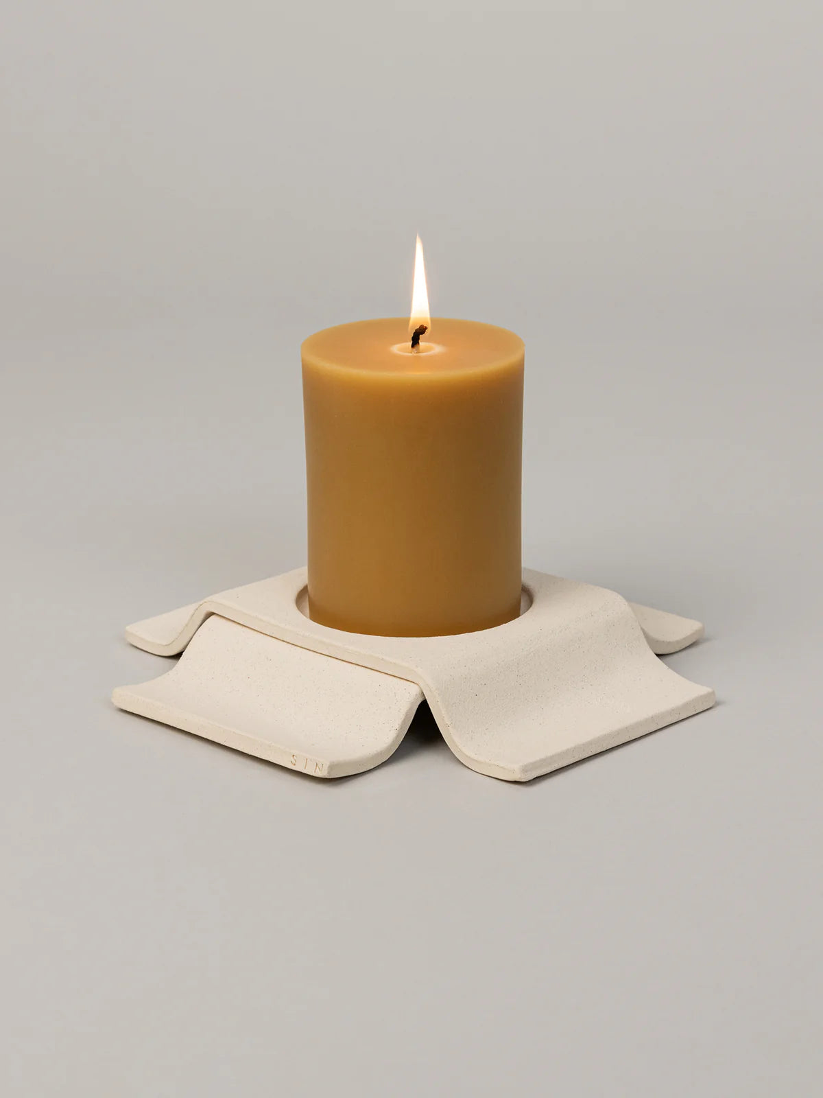 Noor Pillar Candleholder