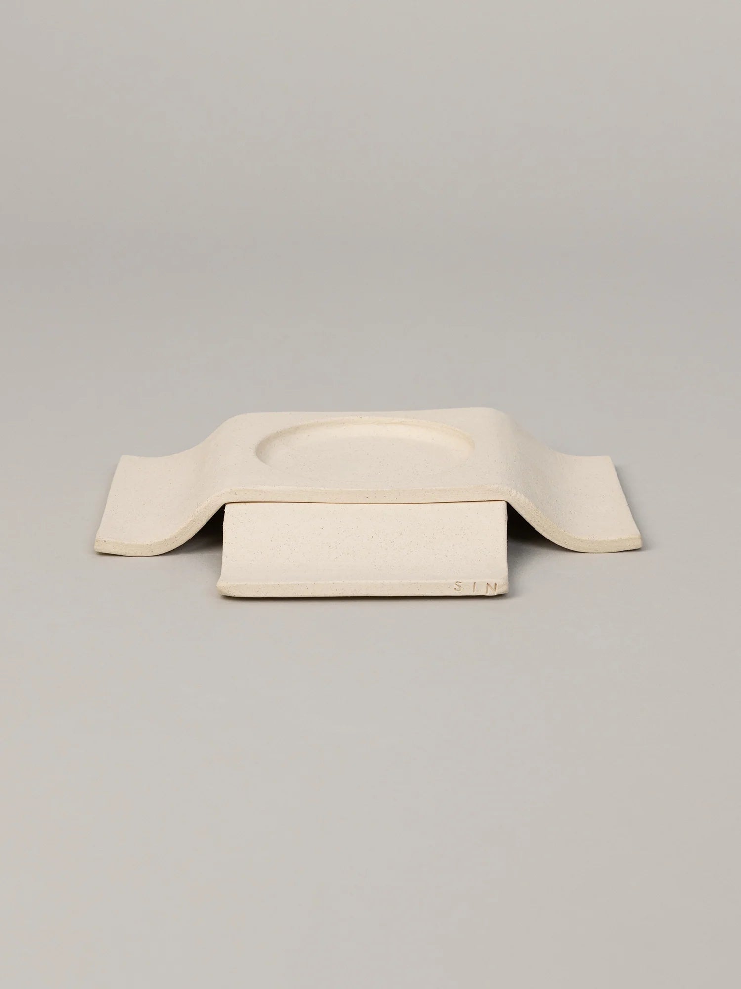 Noor Pillar Candleholder