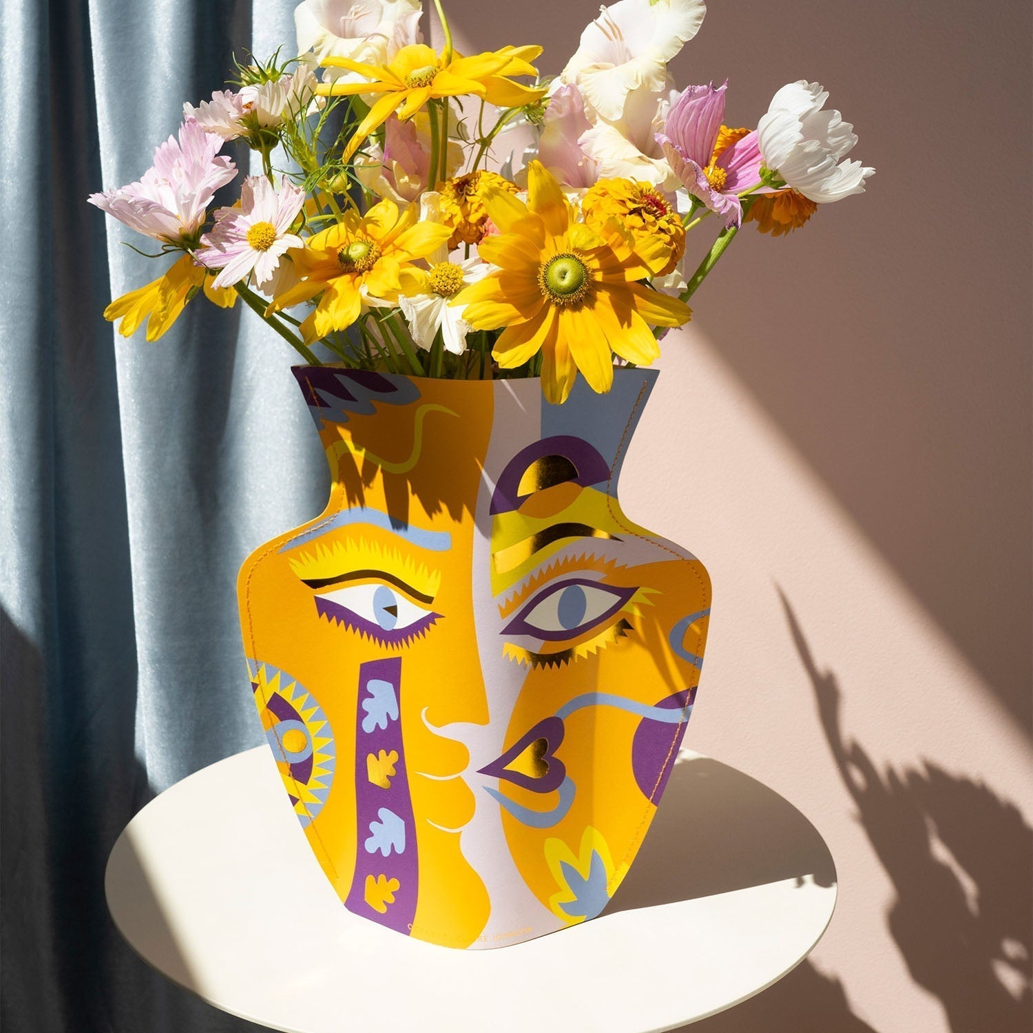 OCTAEVO Claire Johnson Paper Vase - Orange