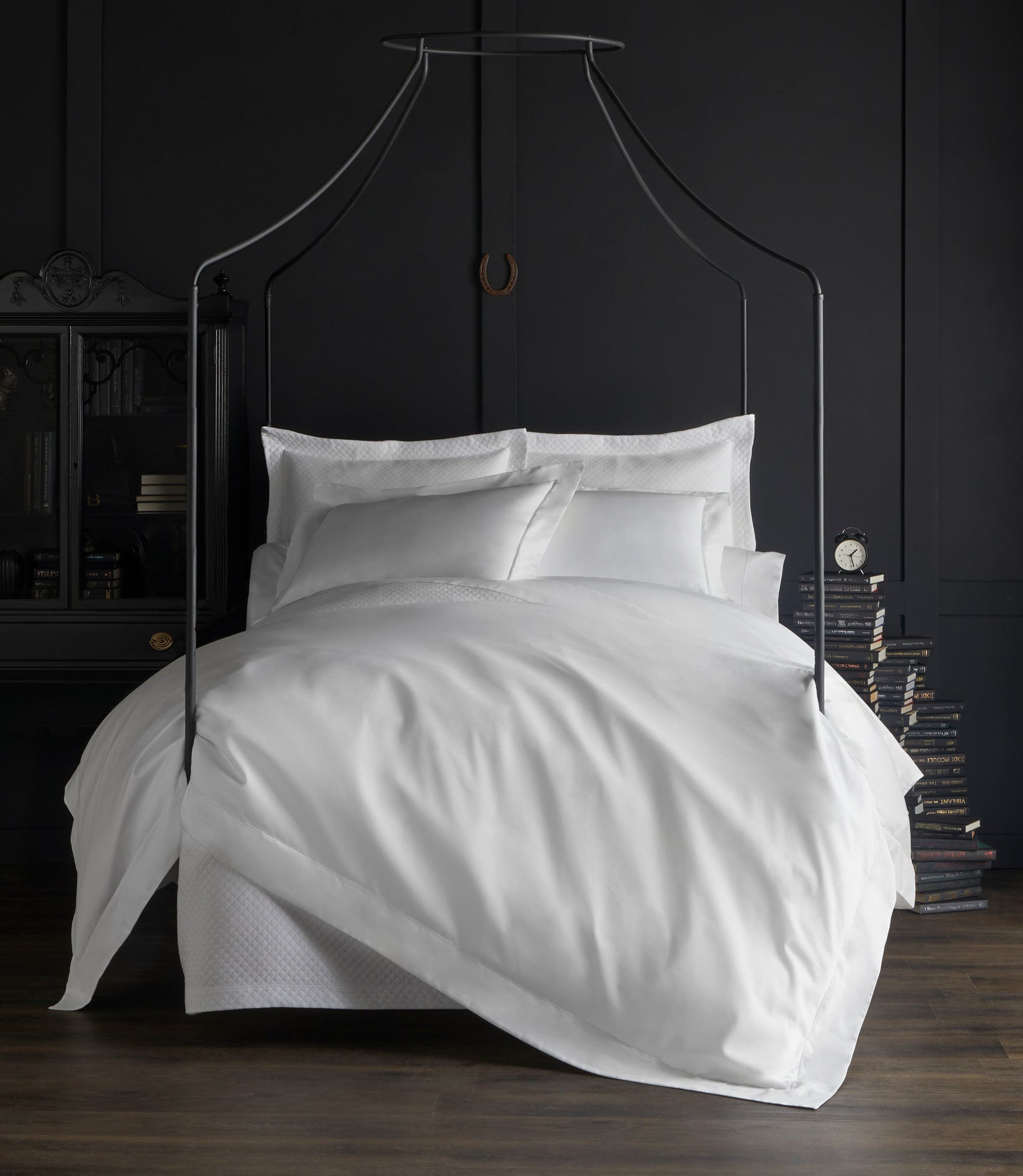Oxford Matelassé Coverlet