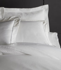 Oxford Matelassé Coverlet