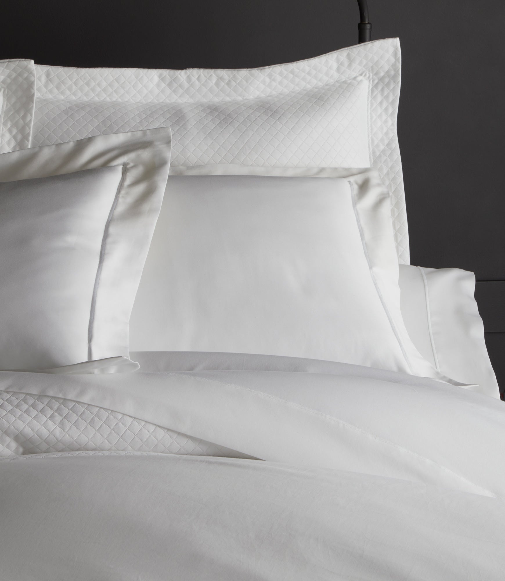 Oxford Matelassé Coverlet