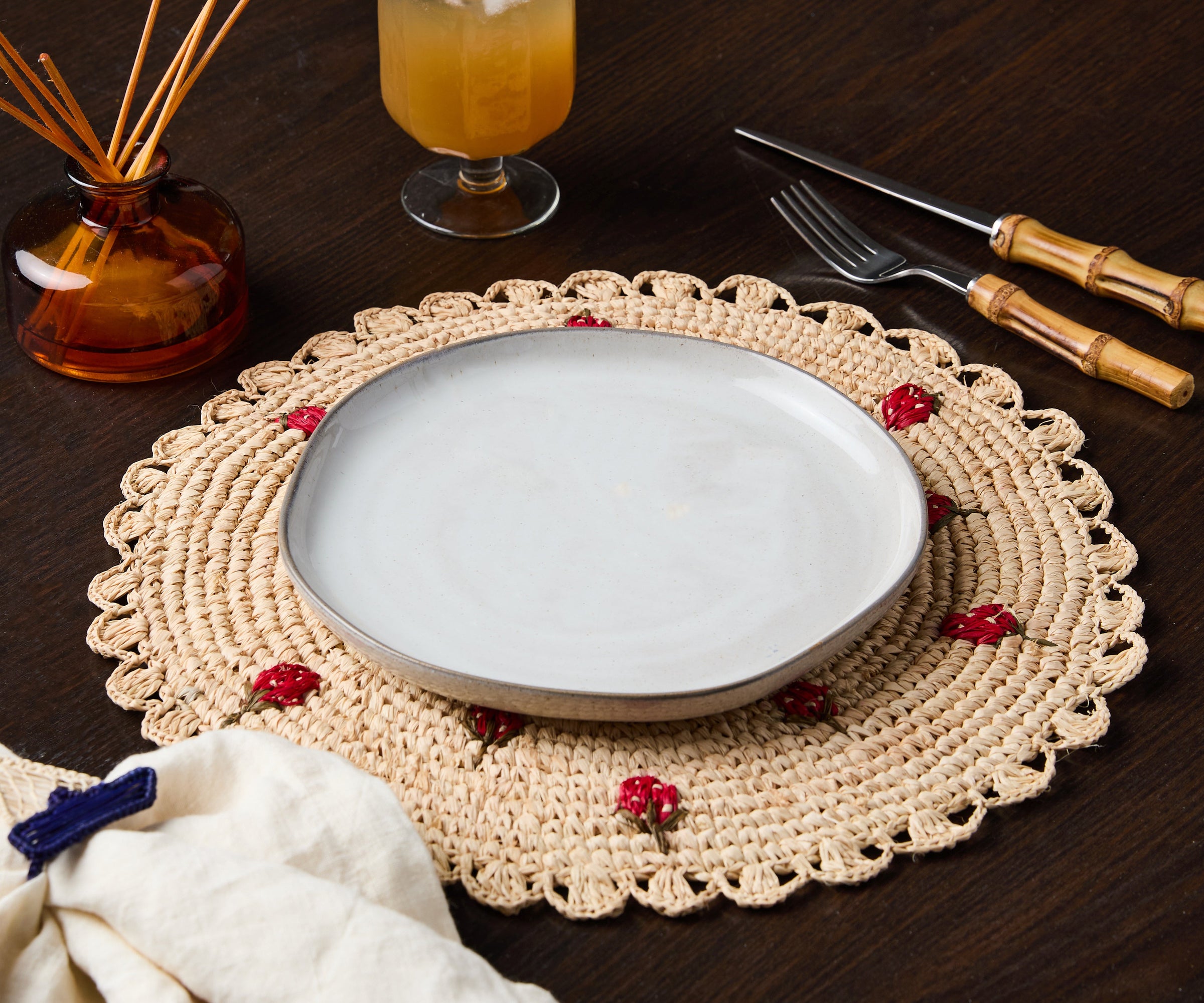 Scattered Strawberry Hand-Crocheted Raffia Palm Round Placemat