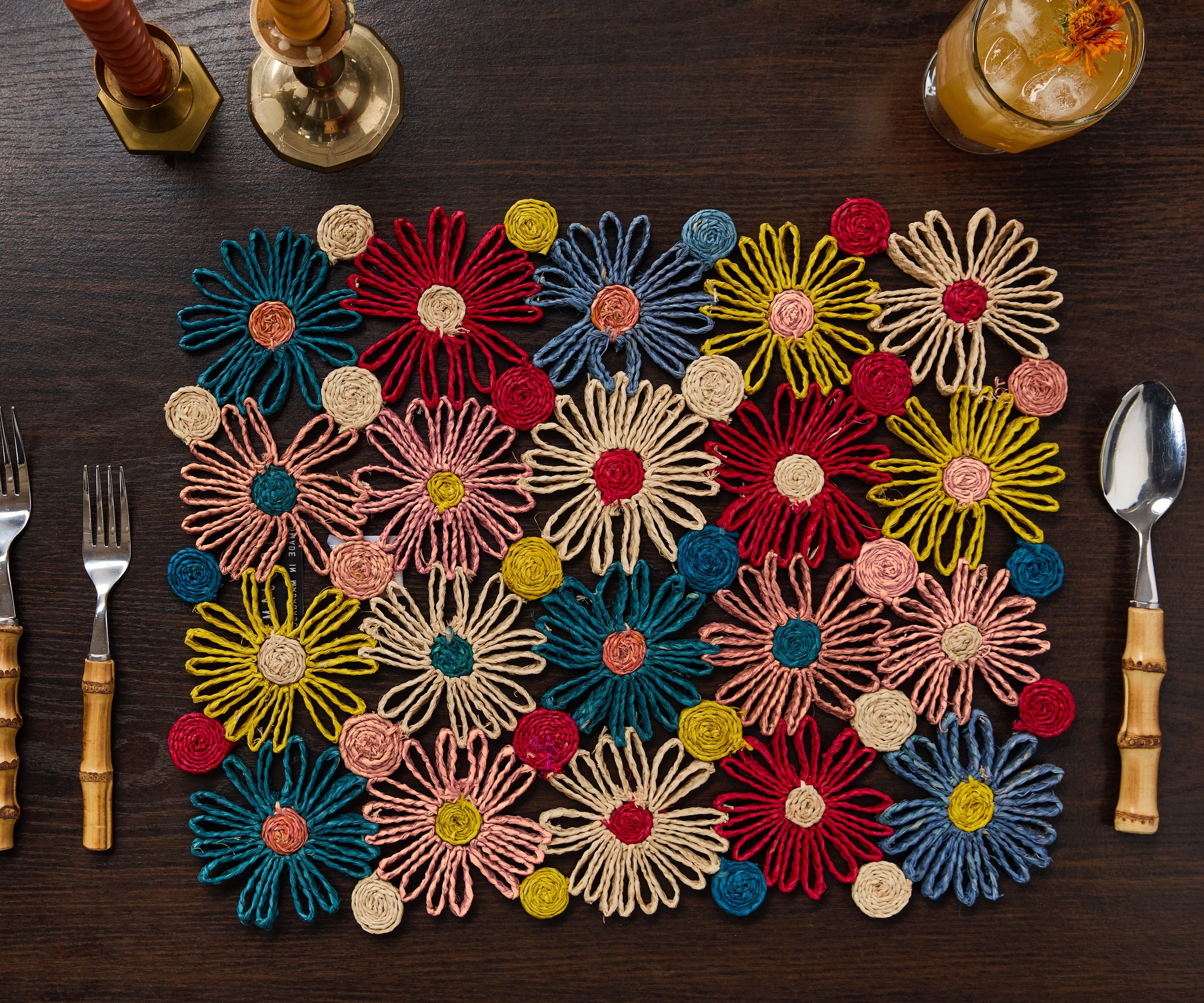 Fleur Raffia placemat, Multicolor Flowers woven tabletop