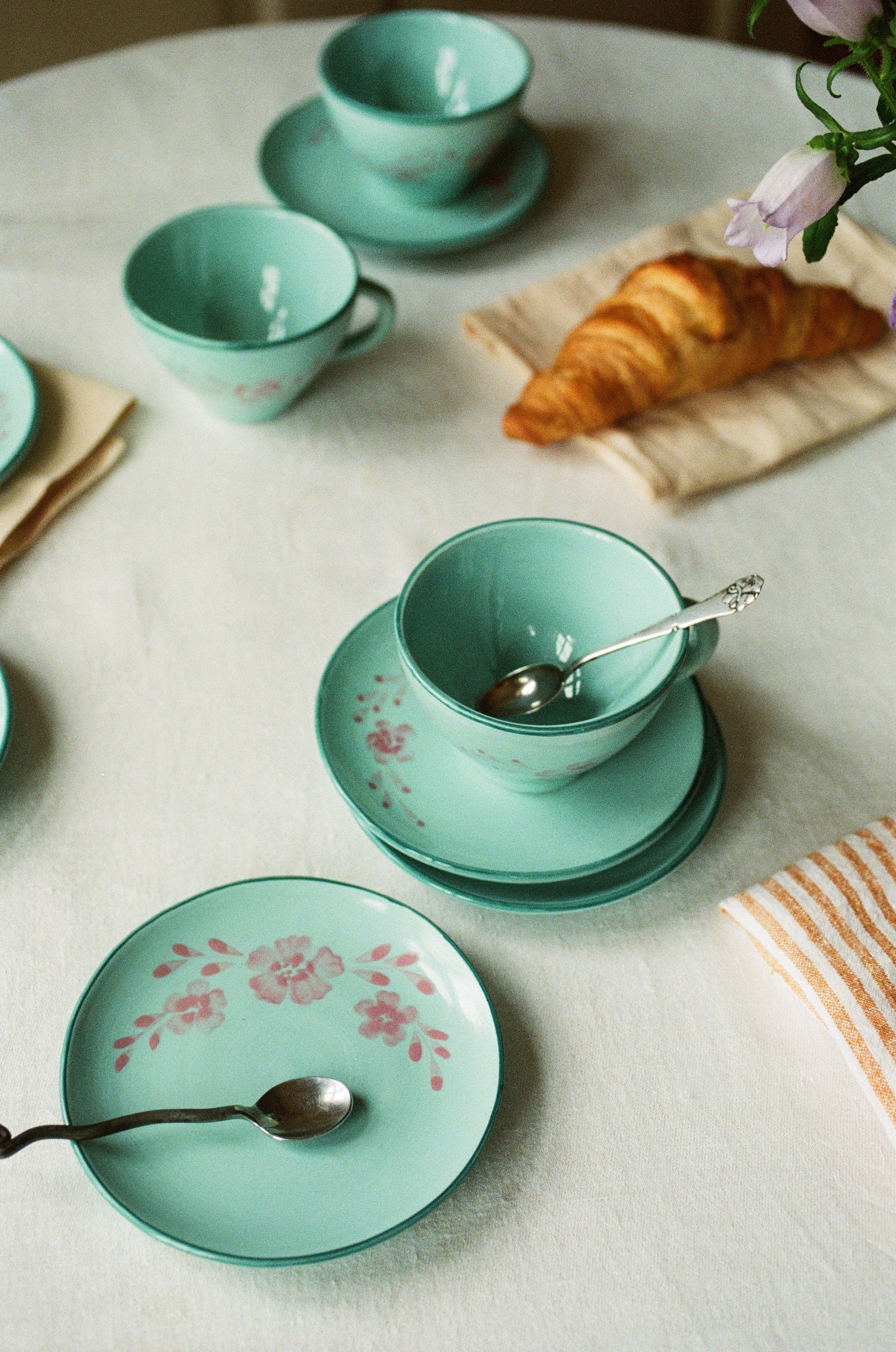 Ceramic Cake Plate with Hand Painted Flower Vine