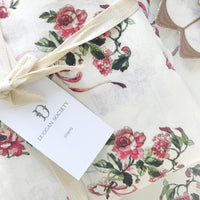 Roses linen tablecloth