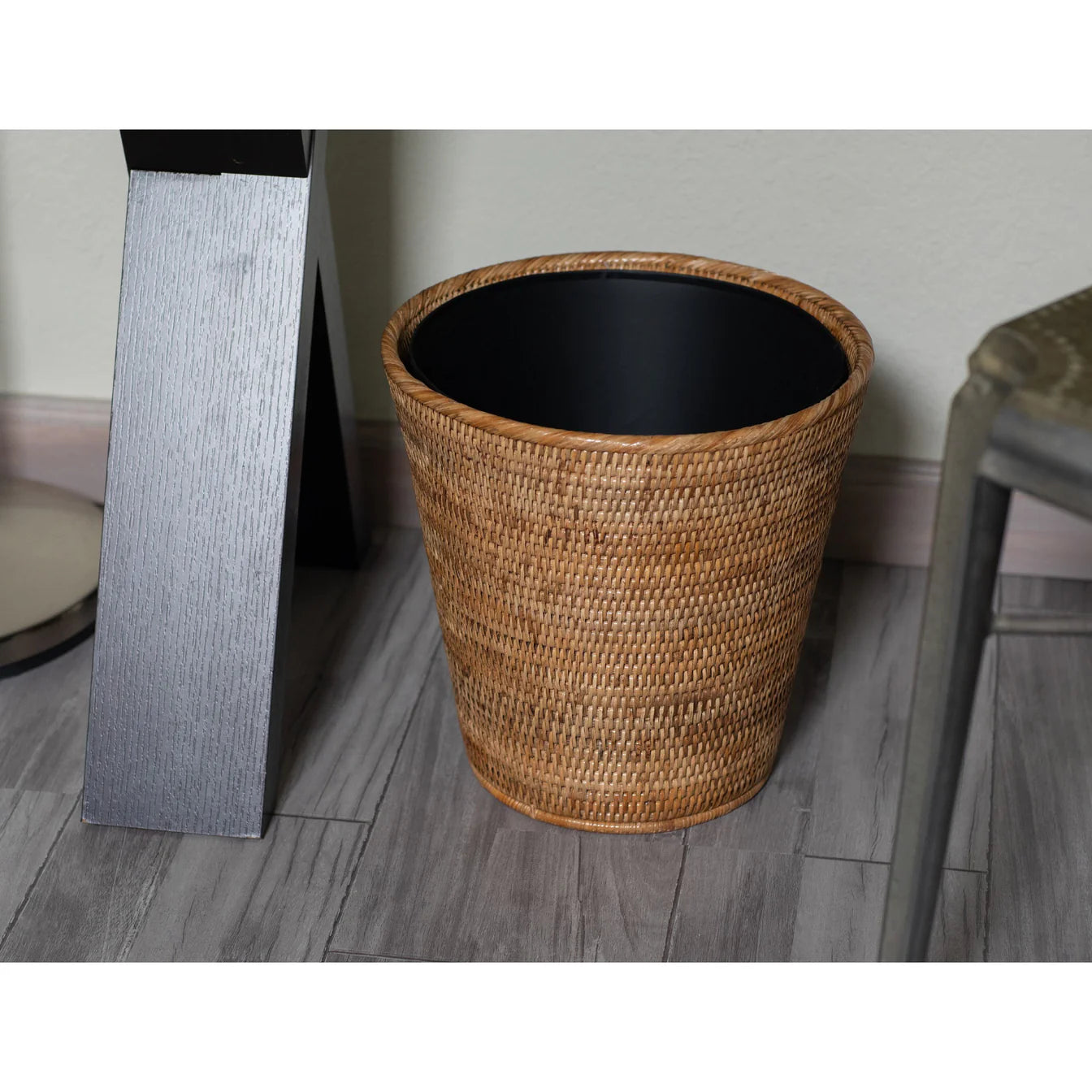 Round Tapered Waste Basket with Metal Liner