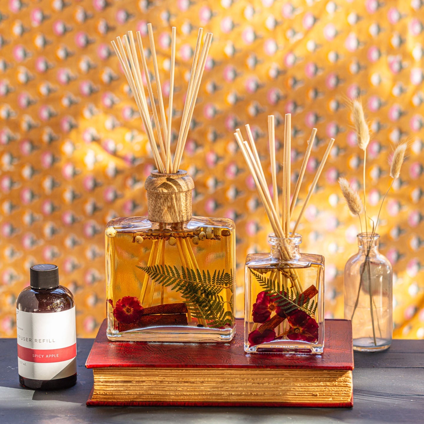 Spicy Apple 13 oz Botanical Diffuser