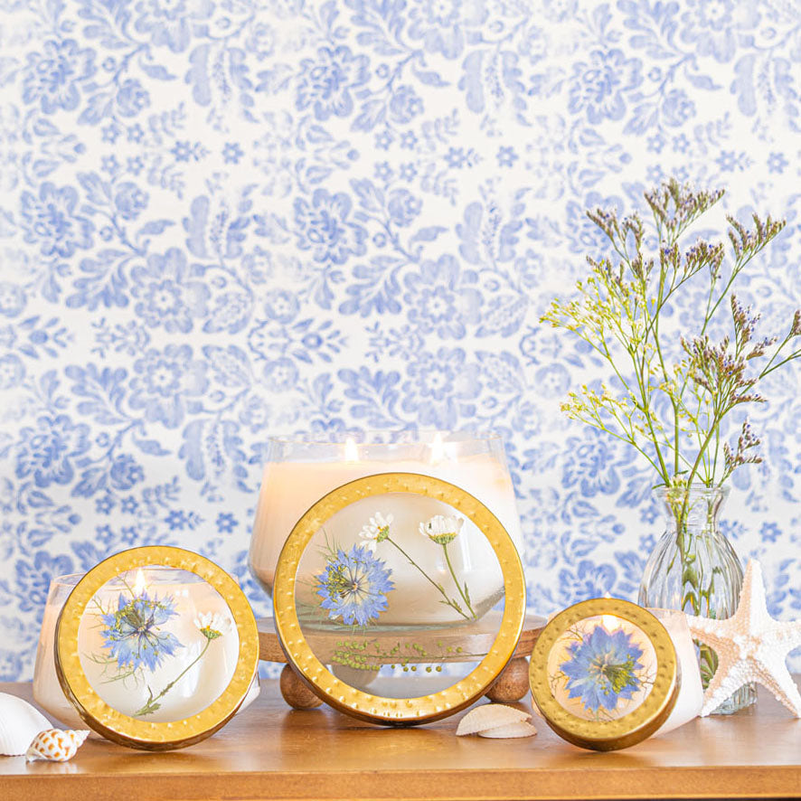 Signature Pressed Floral Candle - Sea Salt Mist