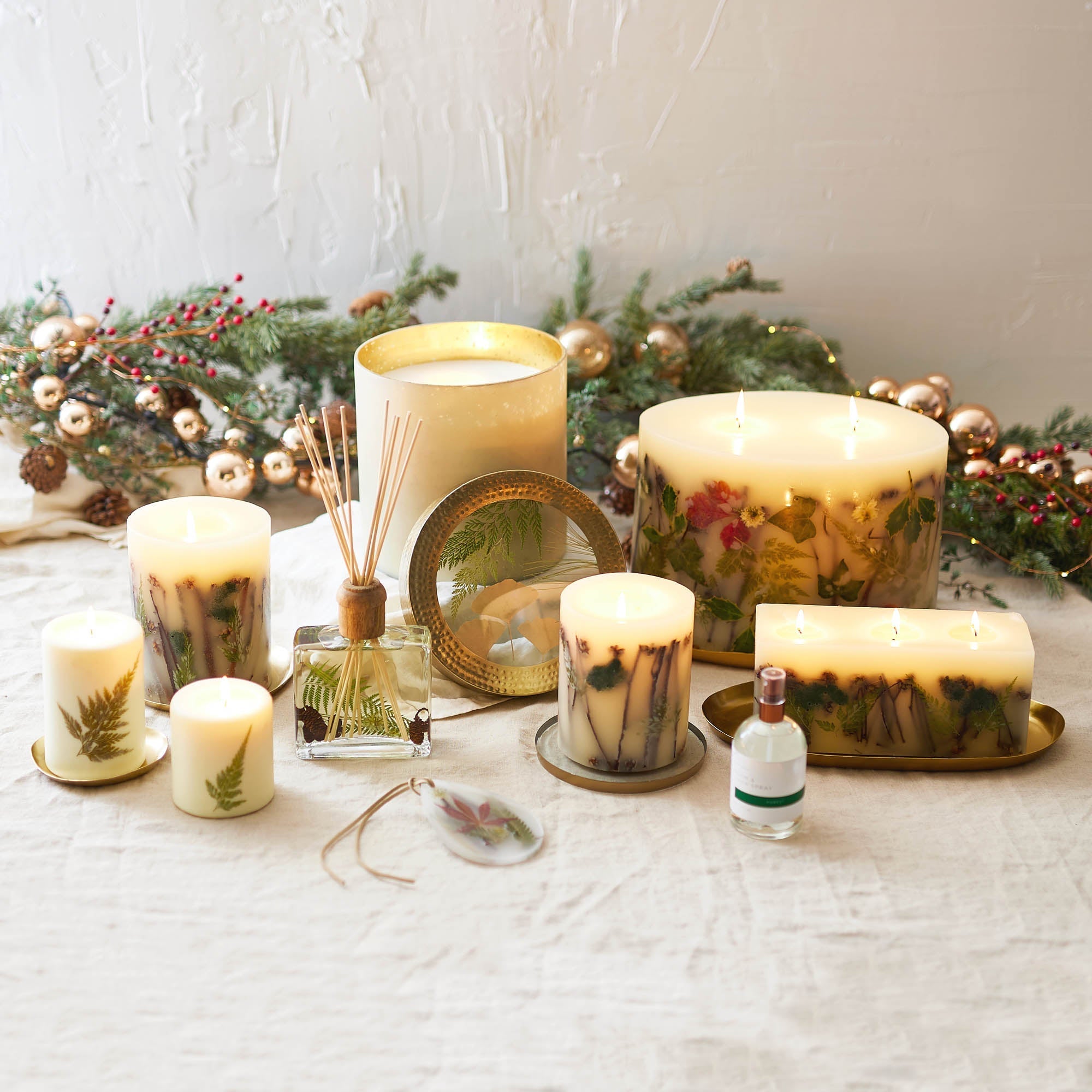 6" Gold Candle Plate for Small and Medium Round Botanical Candles