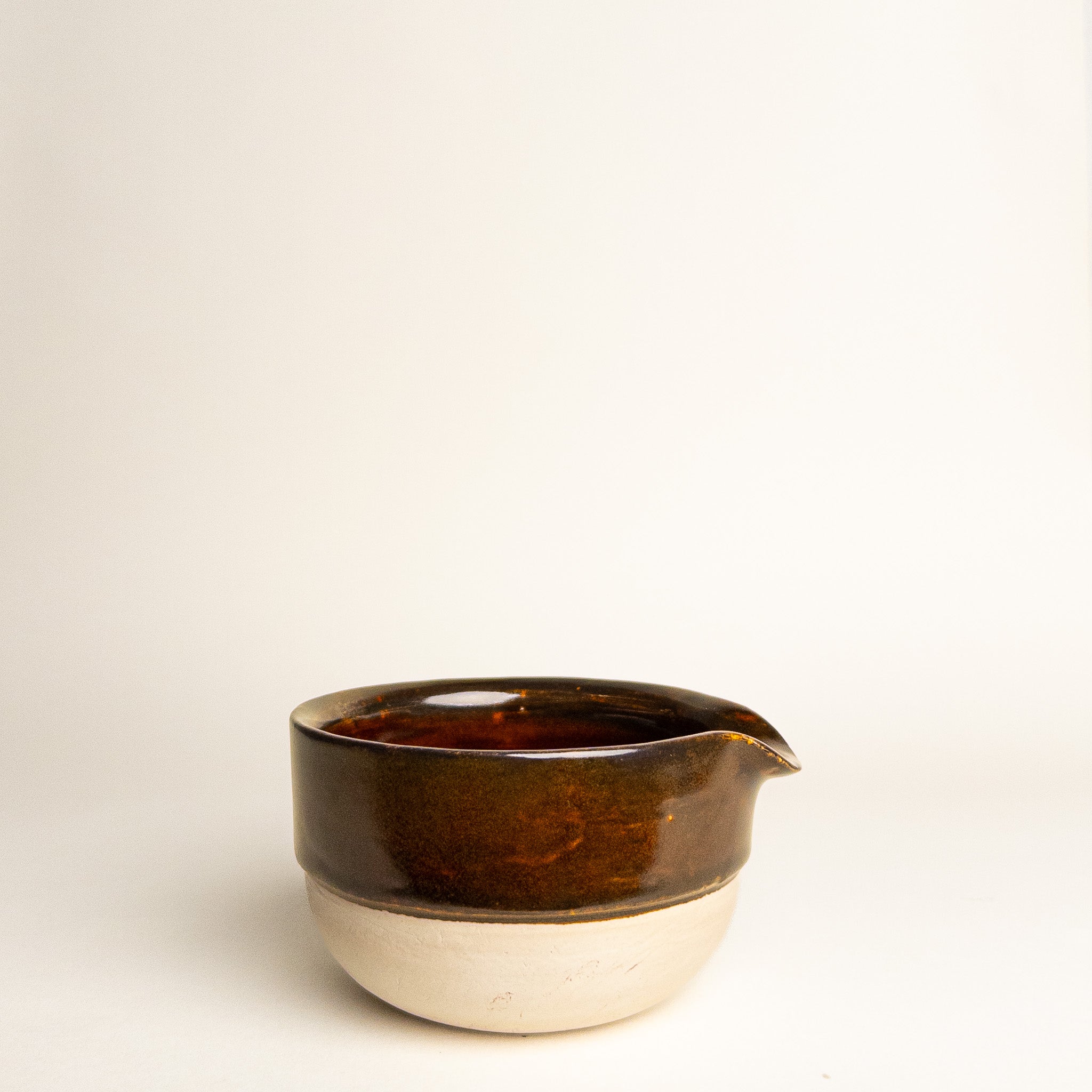 Spouted Bowl