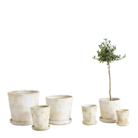 Basic Planter, White Patina