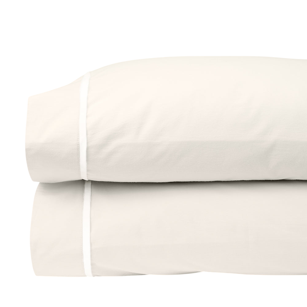 Essential Piping Pillowcase Set