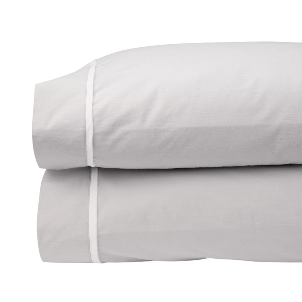 Essential Piping Pillowcase Set