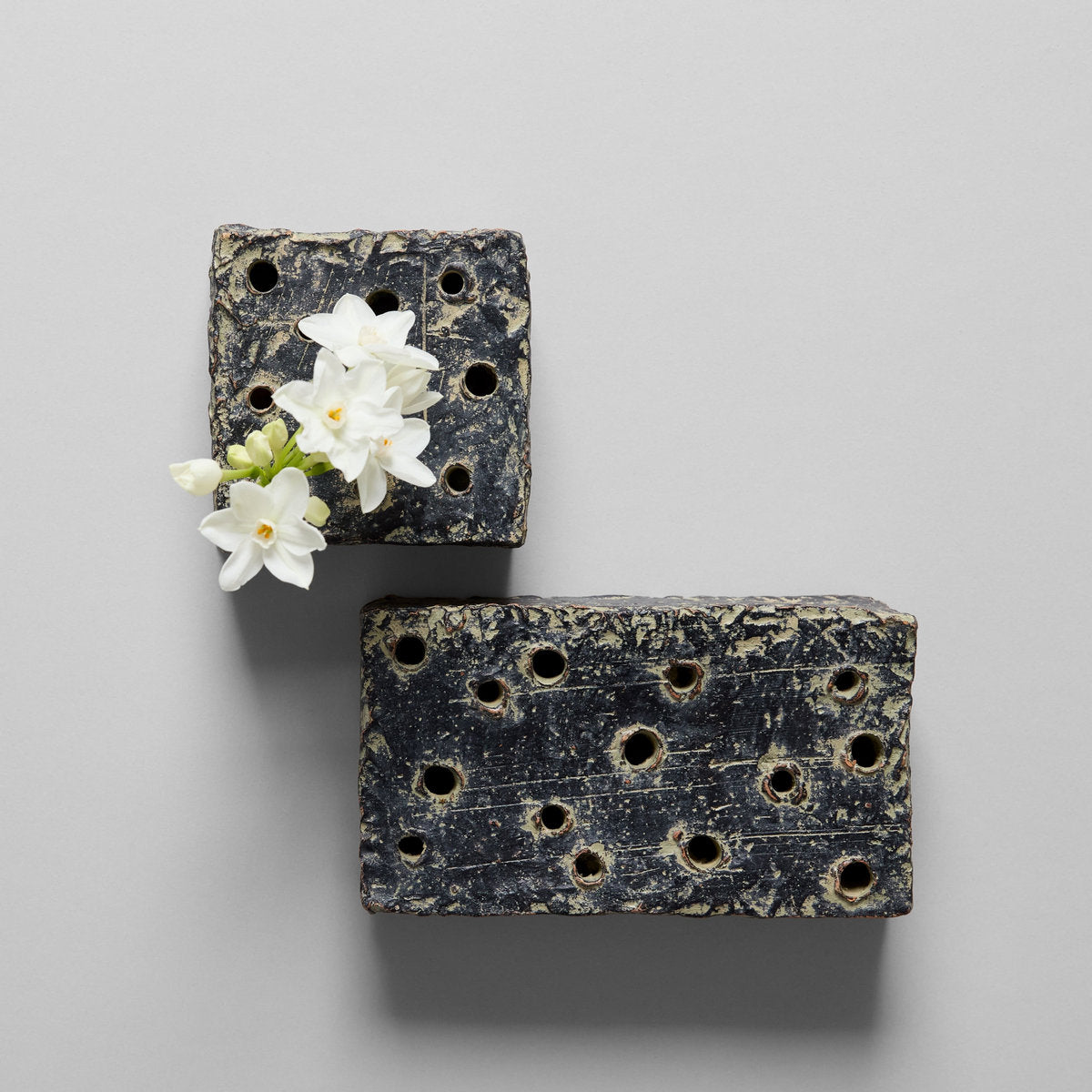 Ceramic Frog Block, Grey Patina