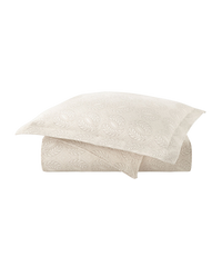 Vienna Matelassé Coverlet