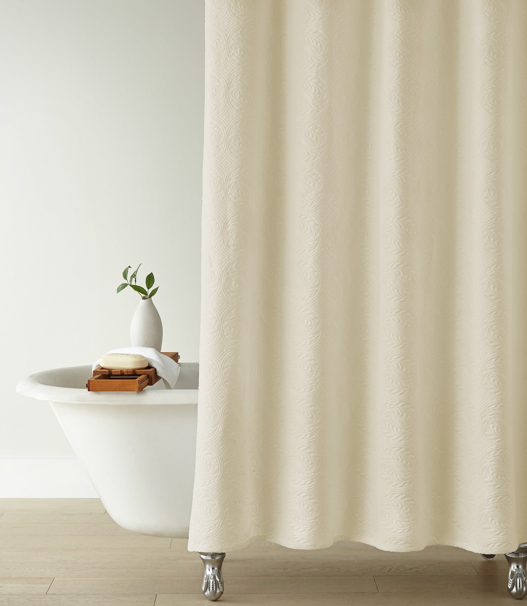Vienna Matelassé Shower Curtain