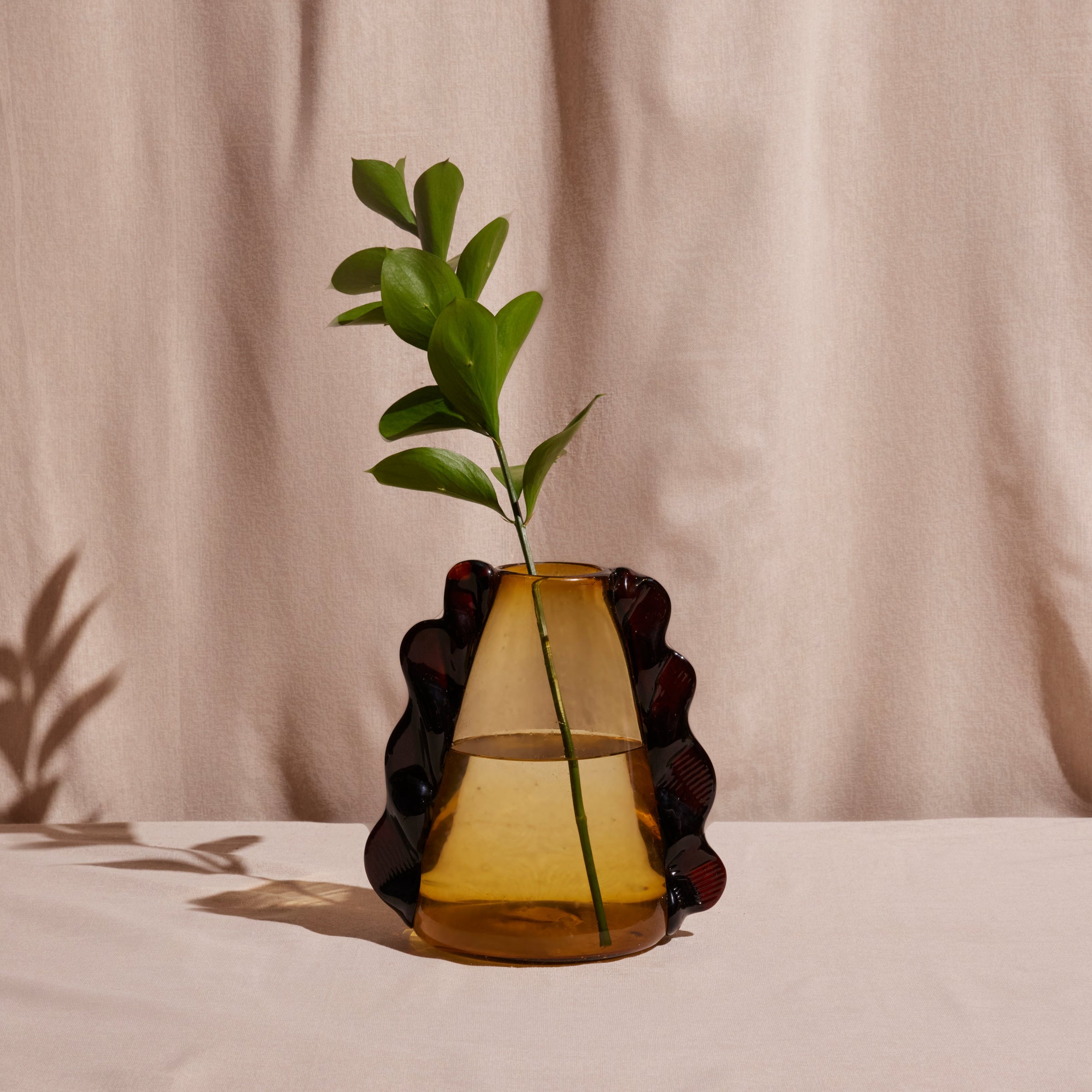 Betta Vase Amber by MESO